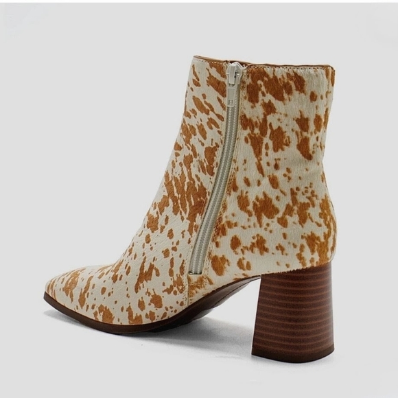 Women INC Dasha4 Animal Boots. - Picture 5 of 7